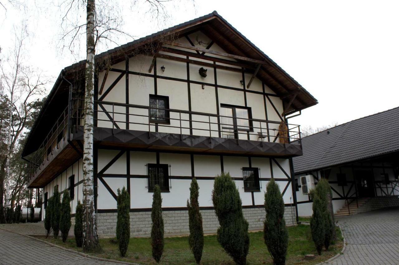 Park Lesny 'U Kaczyny' Hotel Rogow ภายนอก รูปภาพ