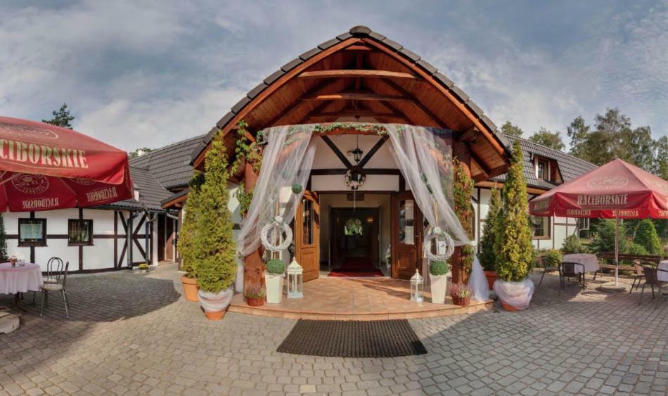 Park Lesny 'U Kaczyny' Hotel Rogow ภายนอก รูปภาพ